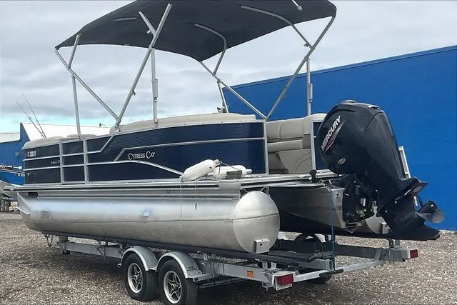 Slide: The Image of Cypress Cay SEABREEZE 232 CS 2020 - 5