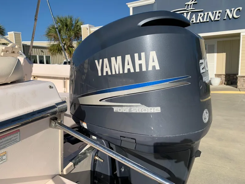 Slide: The Image of 2009 Grady-White Tournament 205 with Yamaha Four Stroke outboard motor. - 7
