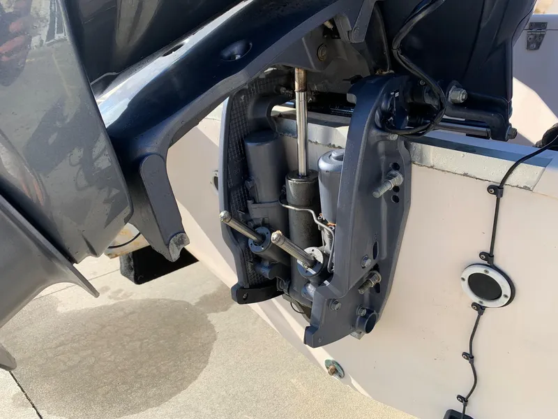 Slide: The Image of Close-up of 2009 Grady-White Tournament 205 boat engine mount. - 8