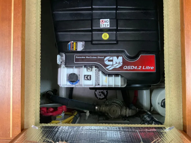 Slide: The Image of Engine compartment of a 2010 Nordic Tug 32 with Cummins MerCruiser Diesel QSD4.2 engine. - 41