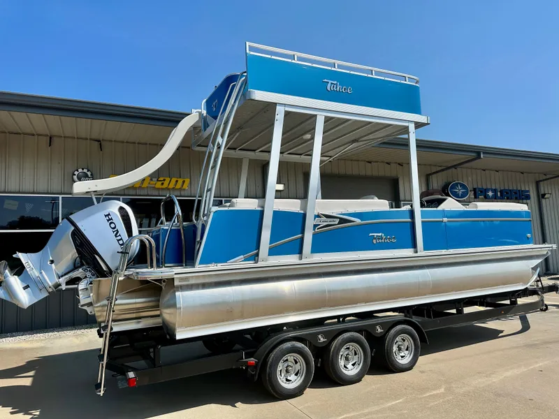 Slide: The Image of 2023 Tahoe Pontoon Cascade Cruise ENT 25 FT Triple 25 WG on trailer. - 5