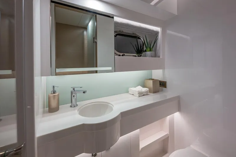 Slide: The Image of Horizon PC60 2019 - 29