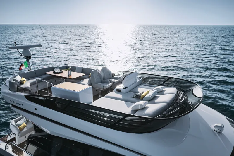 Slide: The Image of Azimut Fly 53 2027 - 21