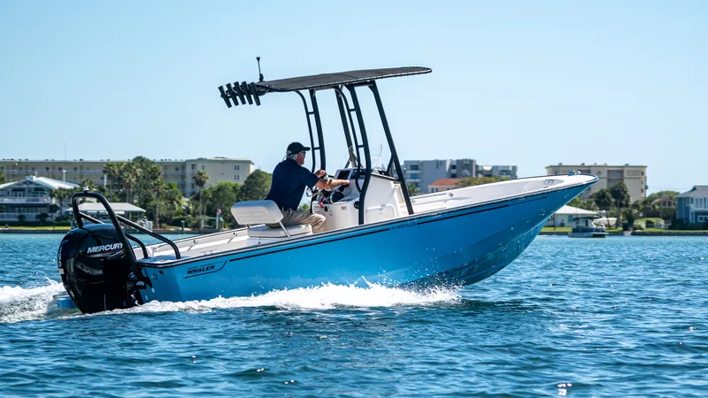 The Image of Boston Whaler 190 Montauk 2027 - 0