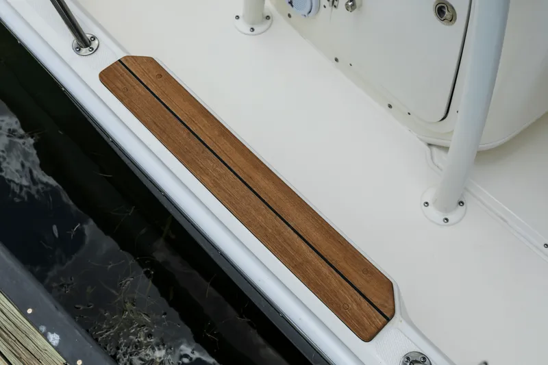 Slide: The Image of Boston Whaler 190 Montauk 2027 - 28