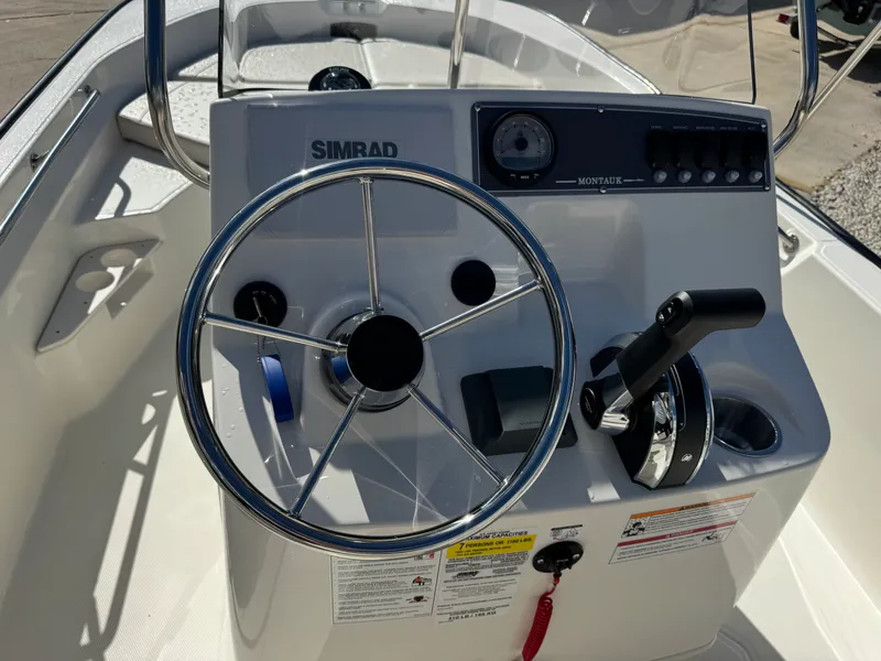 Slide: The Image of Boston Whaler 170 Montauk 2027 - 7