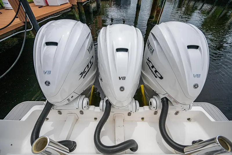 Slide: The Image of Intrepid 475 Sport Yacht 2014 - 79