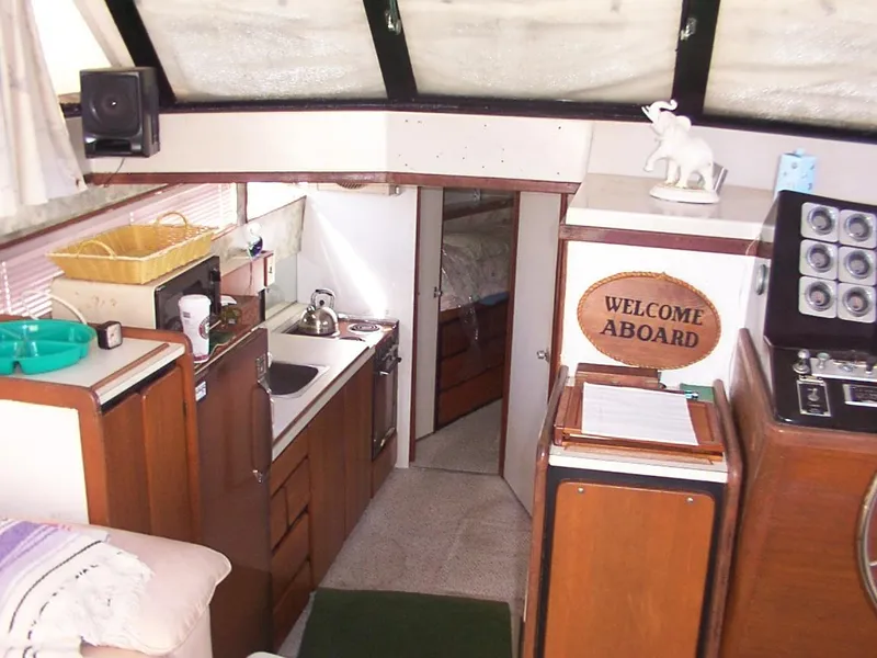 Slide: The Image of Owens Concorde Flybridge Sedan 1968 - 13