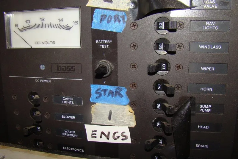 Slide: The Image of Owens Concorde Flybridge Sedan 1968 - 22