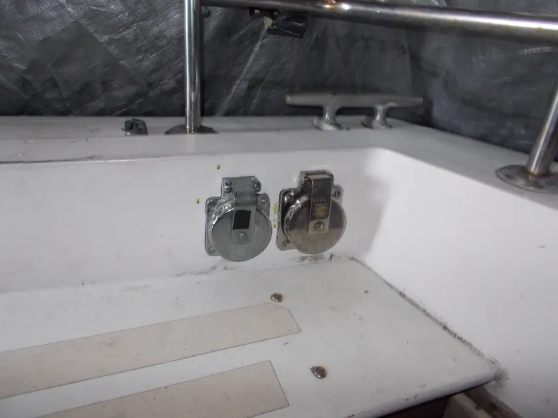 Slide: The Image of Owens Concorde Flybridge Sedan 1968 - 25