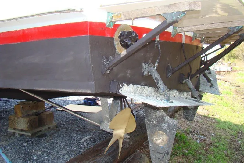 Slide: The Image of Owens Concorde Flybridge Sedan 1968 - 27