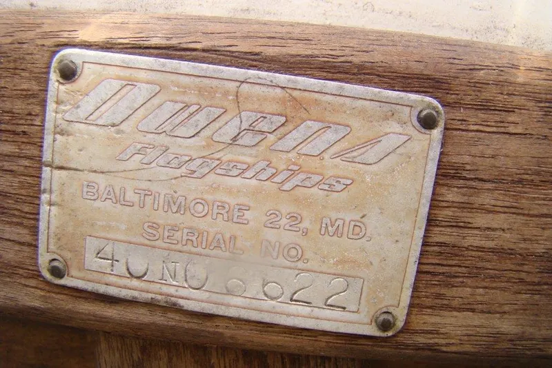 Slide: The Image of Owens Concorde Flybridge Sedan 1968 - 28