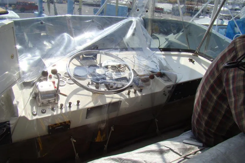 Slide: The Image of Owens Concorde Flybridge Sedan 1968 - 8