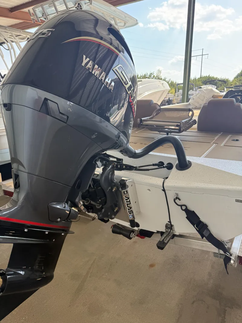 Slide: The Image of Xpress H-20 CRAPPIE 2027 - 13