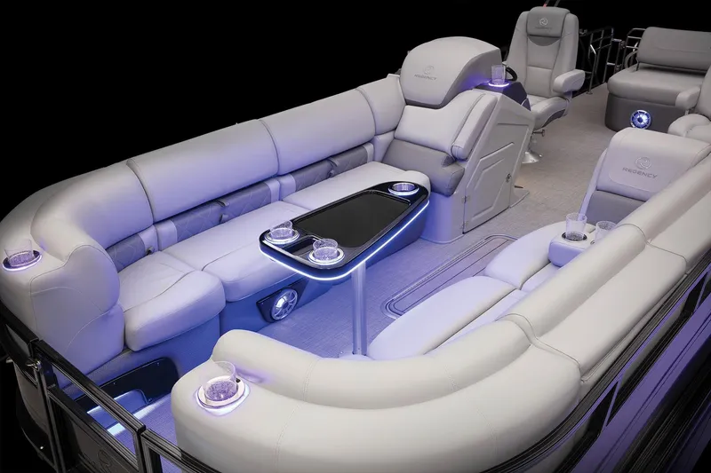 Slide: The Image of Regency 250 LE3 Sport 2023 - 24