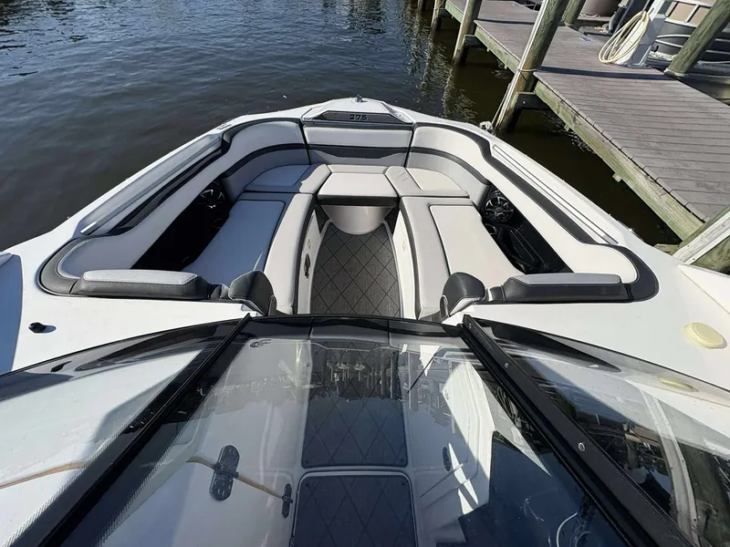 Slide: The Image of Yamaha 275 SE 2019 - 14