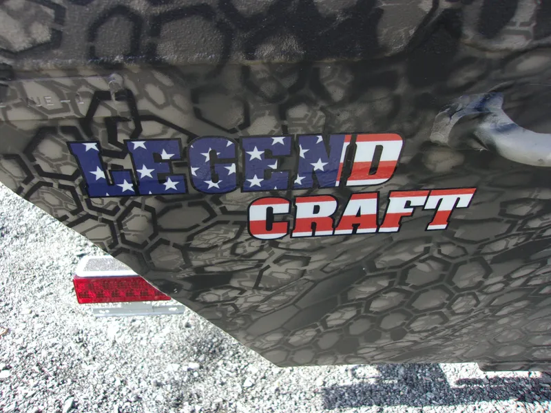 Slide: The Image of Legend 1652 Renegade 2023 - 3