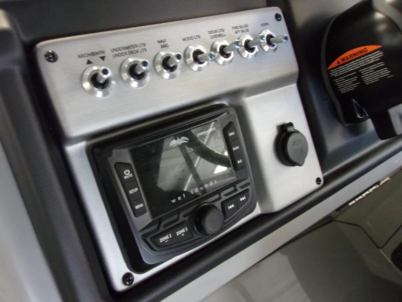 Slide: The Image of Berkshire STS Series 25RFX STS 2023 - 20