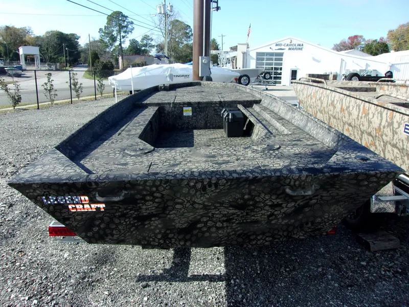 Slide: The Image of Legend 1652 Renegade 2023 - 8