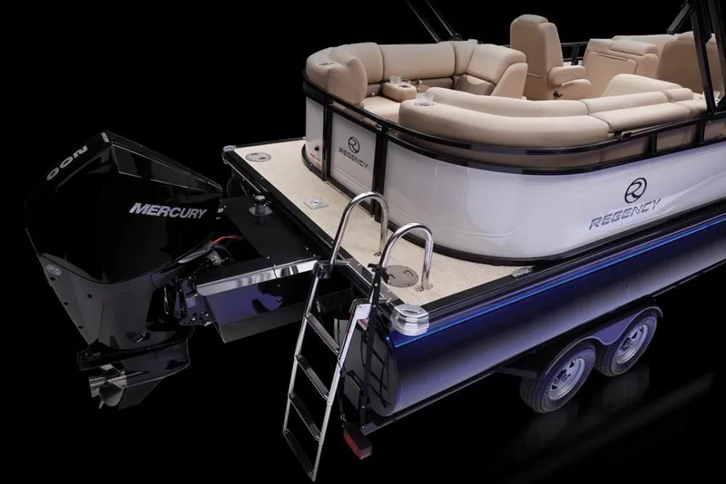 Slide: The Image of Regency 230 DL3 2023 - 21