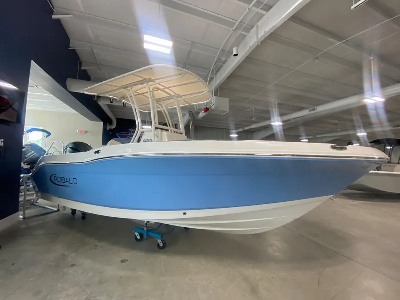 The Image of 2024 Robalo 202 EXPLORER boat in showroom, side view. - 0