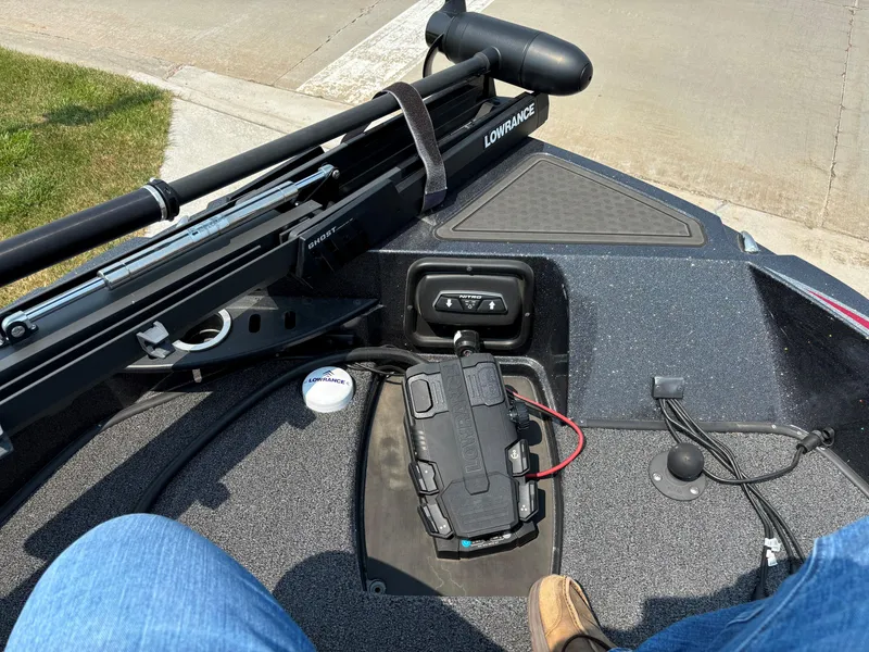 Slide: The Image of 2023 Nitro ZV20 Pro boat deck with Lowrance equipment and foot pedal. - 15