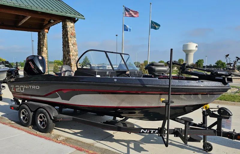 Slide: The Image of Nitro ZV20 Pro 2023 - 72