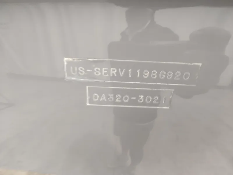 Slide: The Image of Serial number of Sea Ray Sundancer 320, year 2020. - 28