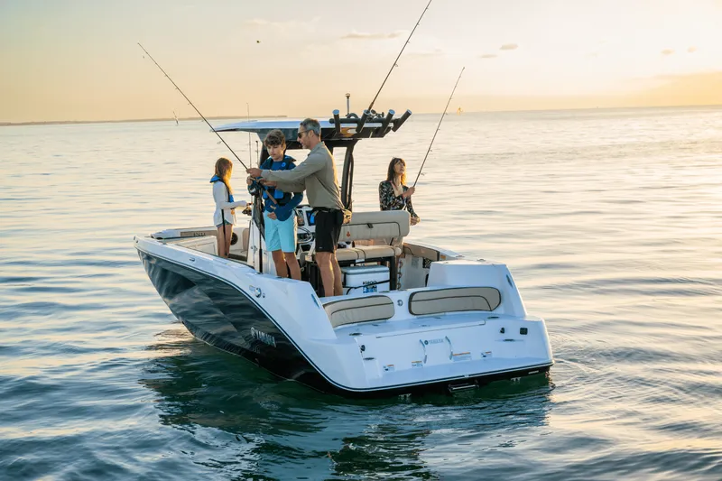 Slide: The Image of Yamaha 222 FSH Sport E 2026 - 3