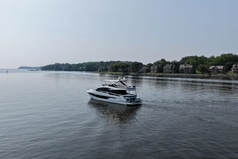 Slide: The Image of Galeon 640 FLY 2018 - 5