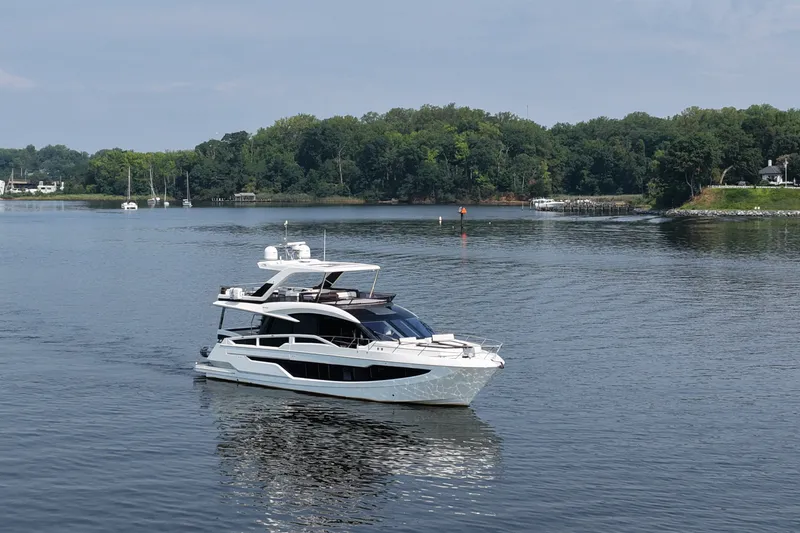 Slide: The Image of Galeon 640 FLY 2018 - 17