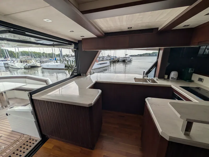 Slide: The Image of Galeon 640 FLY 2018 - 45