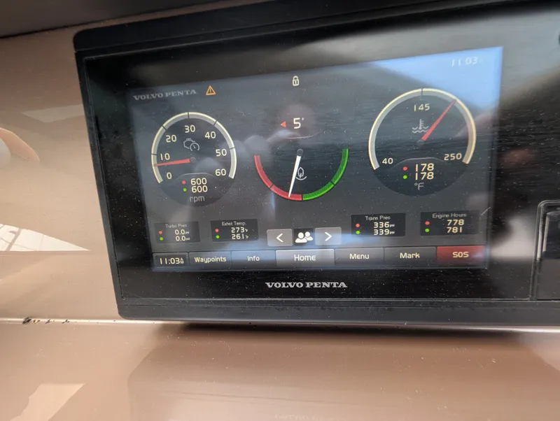 Slide: The Image of Galeon 640 FLY 2018 - 31