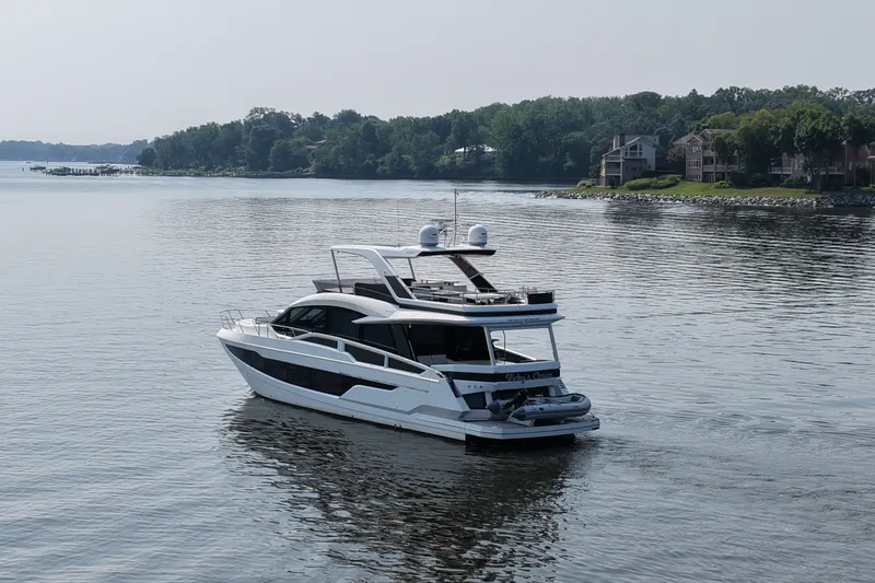 Slide: The Image of Galeon 640 FLY 2018 - 6
