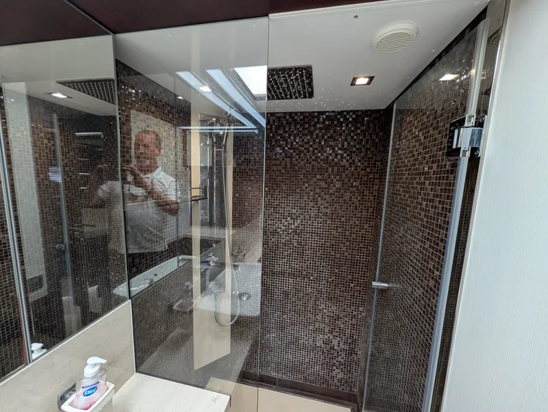 Slide: The Image of Galeon 640 FLY 2018 - 72