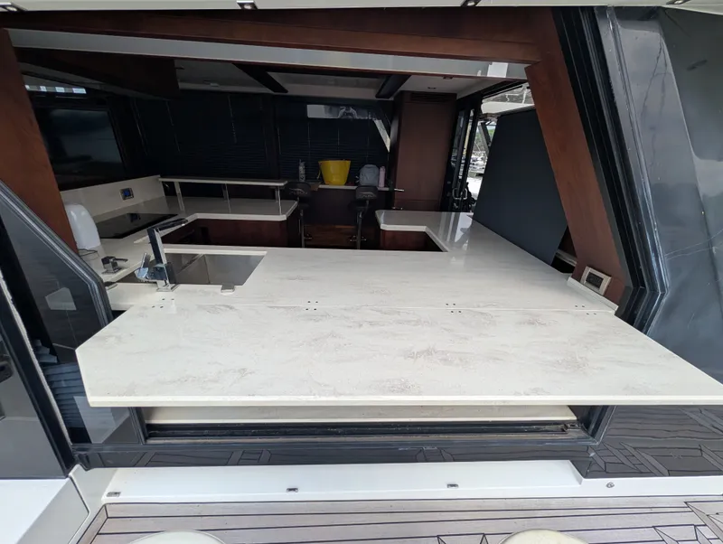 Slide: The Image of Galeon 640 FLY 2018 - 50