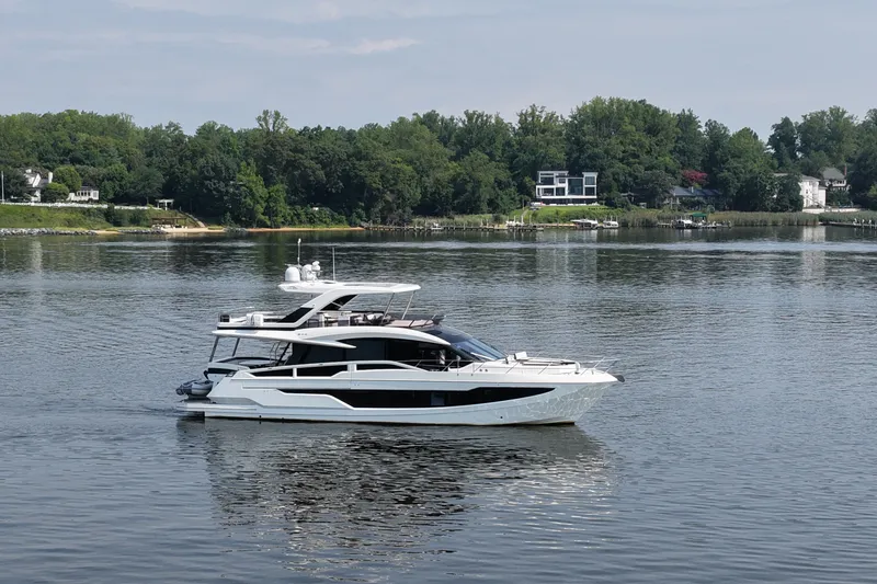 Slide: The Image of Galeon 640 FLY 2018 - 15