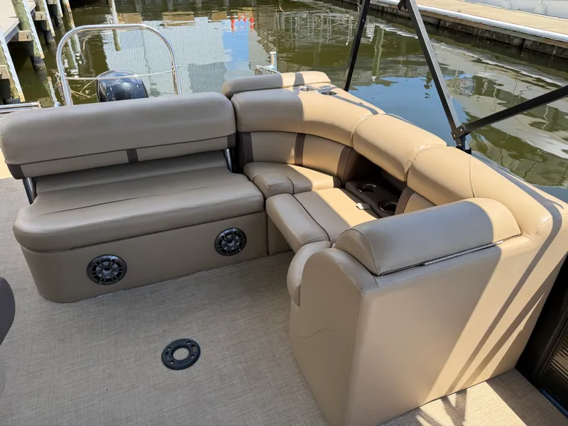 Slide: The Image of Harris 230 CRUISER 2020 - 14