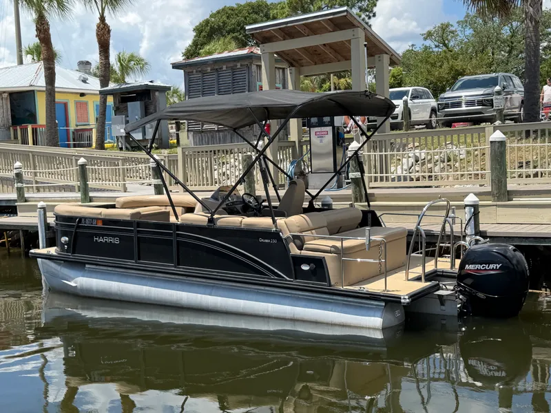 Slide: The Image of Harris 230 CRUISER 2020 - 2