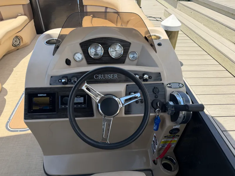 Slide: The Image of Harris 230 CRUISER 2020 - 40
