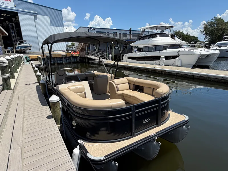 Slide: The Image of Harris 230 CRUISER 2020 - 5