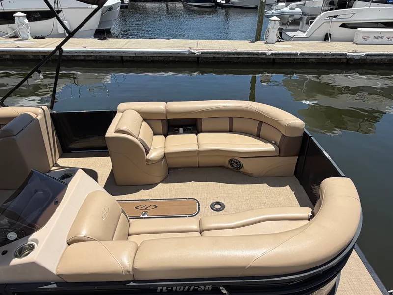 Slide: The Image of Harris 230 CRUISER 2020 - 6