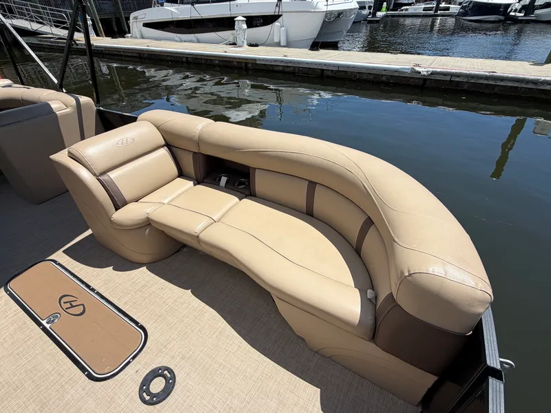 Slide: The Image of Harris 230 CRUISER 2020 - 25