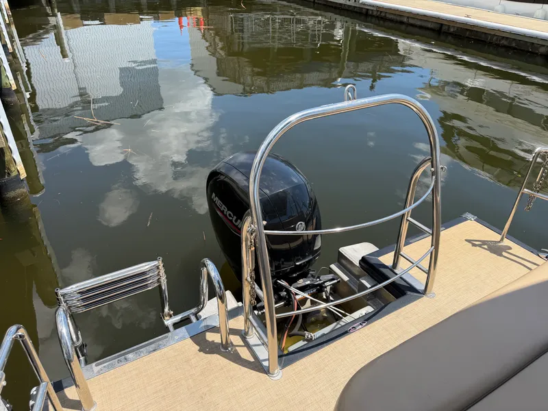 Slide: The Image of Harris 230 CRUISER 2020 - 19