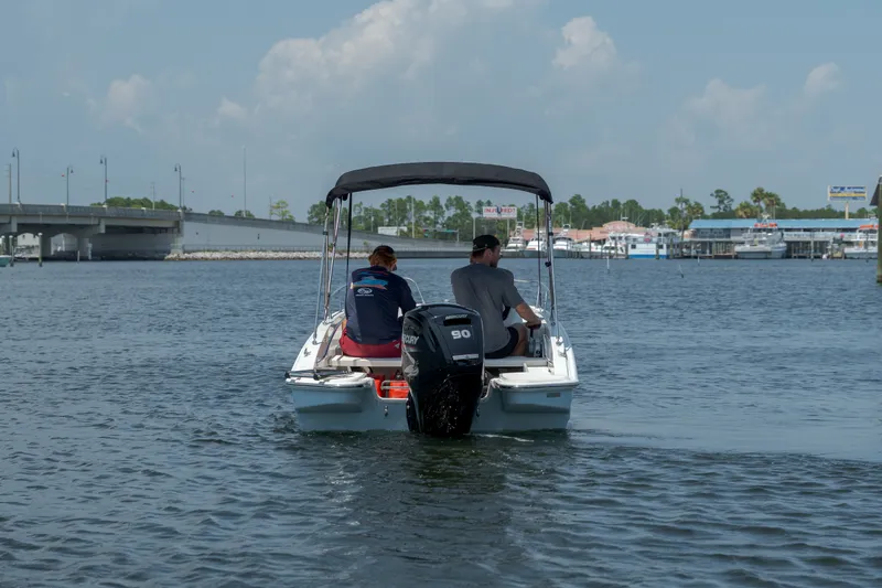 Slide: The Image of Boston Whaler 160 Super Sport 2027 - 2