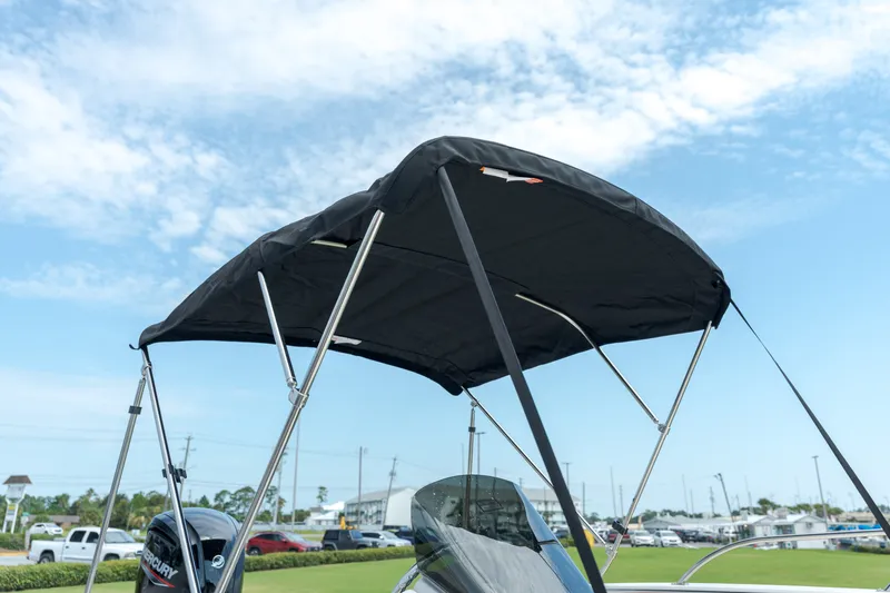 Slide: The Image of Boston Whaler 160 Super Sport 2027 - 16