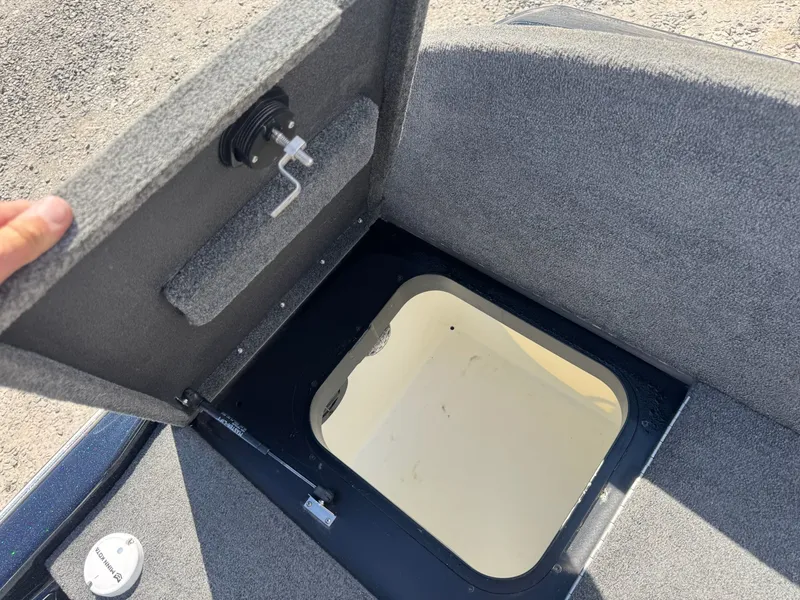 Slide: The Image of Skeeter ZXR20 2023 - 15