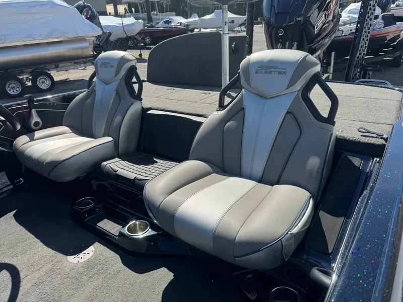 Slide: The Image of Skeeter ZXR20 2023 - 22