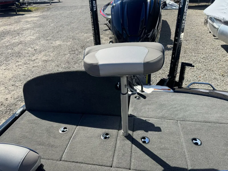 Slide: The Image of Skeeter ZXR20 2023 - 4