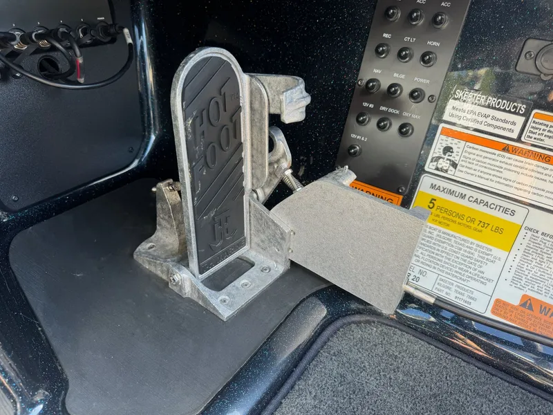 Slide: The Image of Skeeter ZXR20 2023 - 5